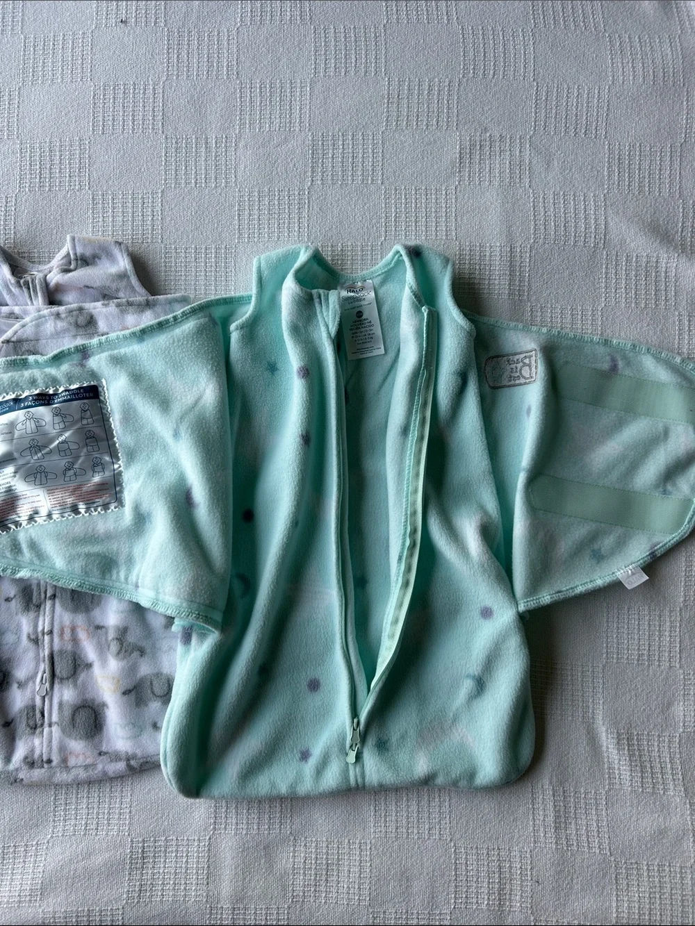 2 Halo Sleepsack Sleeveless Swaddle Newborn size